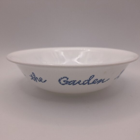 Corning Corelle Bowl In The Garden Blue Rustic Discontinued Small Dessert 5.5 In - Picture 1 of 9